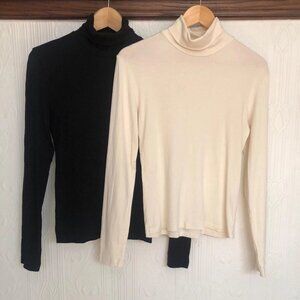 2 KOTN turtleneck poloneck beige and black - great condition - size L